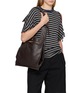 Figure View - Click To Enlarge - BEAUTIFUL PEOPLE - Large Bandage Handle Shrink Leather Market Bag