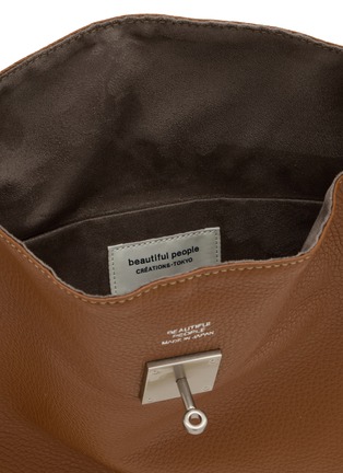 Detail View - Click To Enlarge - BEAUTIFUL PEOPLE - Extra Large Bandage Handle Shrink Leather Market Bag