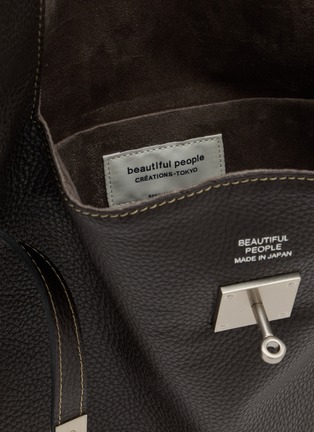 Detail View - Click To Enlarge - BEAUTIFUL PEOPLE - Extra Large Bandage Handle Shrink Leather Market Bag