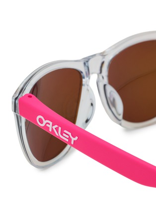 Detail View - Click To Enlarge - OAKLEY - Frogskins™ Neon Pop Collection Prizm™ Sunglasses