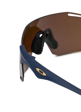 Detail View - Click To Enlarge - OAKLEY - Cybr Dyno Prizm™ Sunglasses
