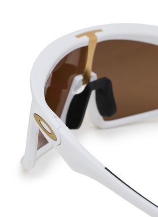 Detail View - Click To Enlarge - OAKLEY - RSLV 141  Prizm™ Sunglasses