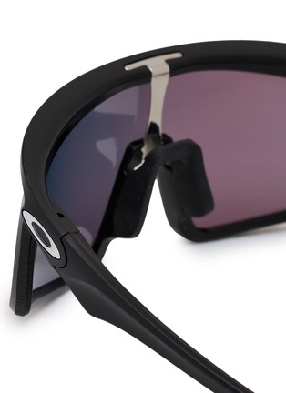 Detail View - Click To Enlarge - OAKLEY - RSLV 141 Prizm™ Sunglasses