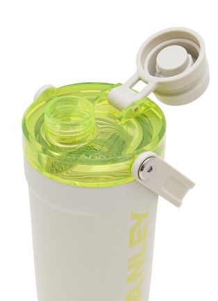Detail View - Click To Enlarge - STANLEY - The Vitalize™ Shaker Bottle 20oz — Pale Stone Atomic