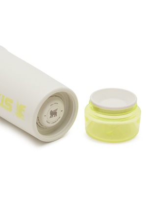 - STANLEY - The Vitalize™ Shaker Bottle 20oz — Pale Stone Atomic