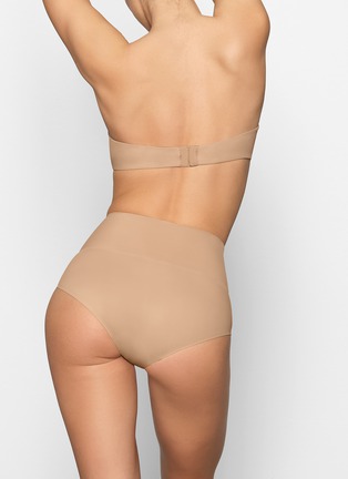 Detail View - Click To Enlarge - SKIMS - Smoothing Intimates High Waisted Briefs