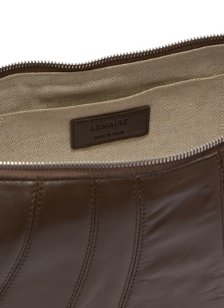 Detail View - Click To Enlarge - LEMAIRE - Medium Croissant Leather Bag
