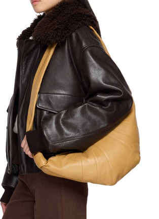 Figure View - Click To Enlarge - LEMAIRE - Medium Croissant Leather Bag