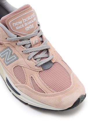 Detail View - Click To Enlarge - NEW BALANCE - 991v2 Low Top Unisex Sneakers