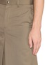  - TOGA VIRILIS - Pleated Twill Shorts