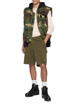 Figure View - Click To Enlarge - APRÈS SURF A.P.S. - Cedric Camouflage Hooded Gilet