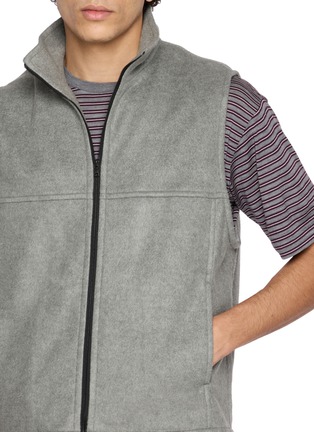  - AURALEE - Stand Collar Silk Fleece Vest