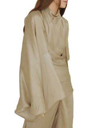 Detail View - Click To Enlarge - CORTANA - Opalo Wide Kimono Style Jacket