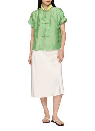 Figure View - Click To Enlarge - LA MAISON JADE - Mandarin Collar Flower Appliqué Shirt
