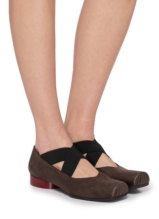 Figure View - Click To Enlarge - UMA WANG - Crisscross Elastic Band Leather Ballet Flats