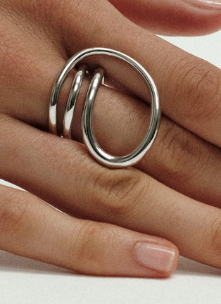 Detail View - Click To Enlarge - CHARLOTTE CHESNAIS - Round Trip Sterling Silver Ring — EU 55