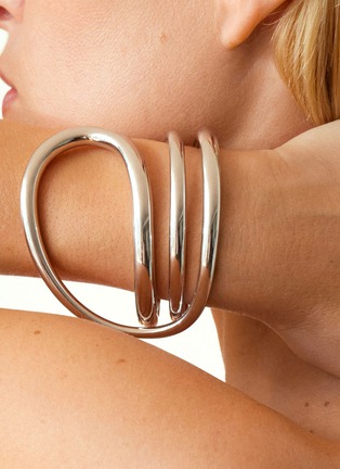  - CHARLOTTE CHESNAIS - Round Trip Sterling Silver Bracelet — Size M