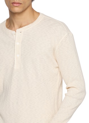  - FORTELA - Waffle Jersey Henley Woven Top