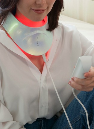  - CHOUCHOU TOKYO - The Radiance LED Neck Care