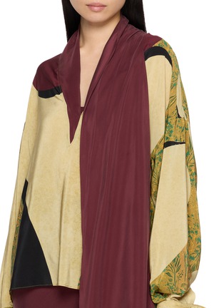  - YANGKEHAN - Scarf Neck Printed Drape Silk Shirt