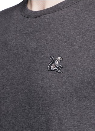 Detail View - Click To Enlarge - - - Monkey embellished patch embroidery cotton T-shirt
