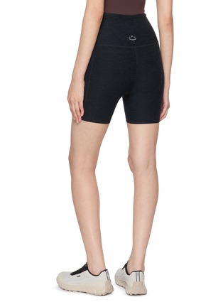 Back View - Click To Enlarge - BEYOND YOGA - Spacedye™ Keep Pace 5" Pocket Short