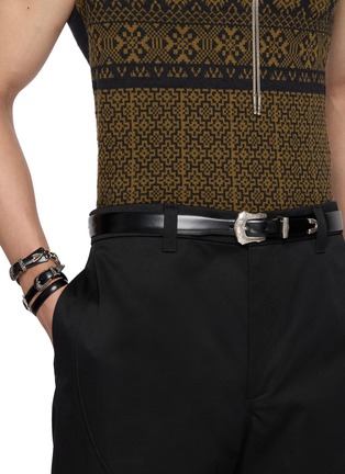 Figure View - Click To Enlarge - TOGA VIRILIS ACCESSORIES - Engraved Buckle Leather Belt