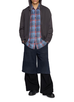 Figure View - Click To Enlarge - JUUN.J - Drawstring Dark Wash Shorts
