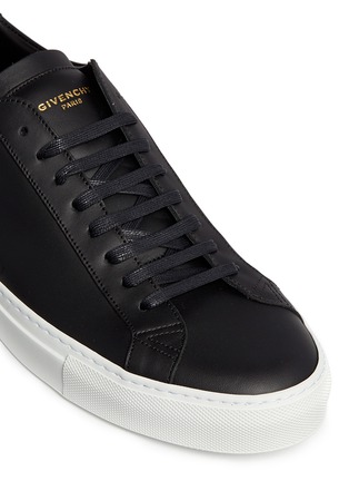 Detail View - Click To Enlarge - GIVENCHY - 'Paris 17' leather low top sneakers