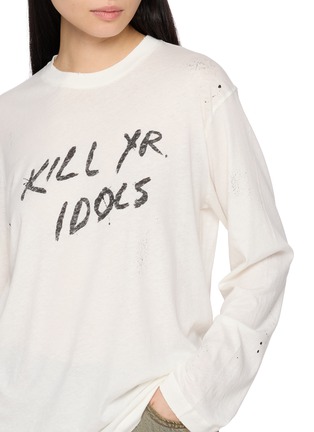  - MO&CO. - Printed Long Sleeve T-Shirt