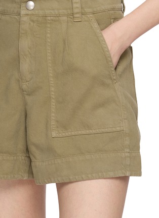  - MO&CO. - Cargo Shorts