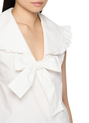  - SHUSHU/TONG - Ruffled Shawl Collar Bow Blouse
