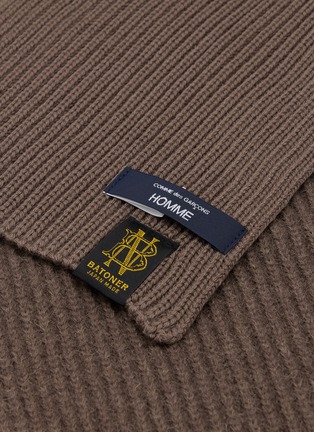 Detail View - Click To Enlarge - COMME DES GARÇONS HOMME - x Batoner Wool Full Cardigan Scarf