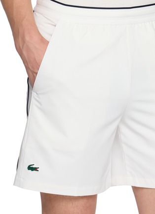  - LACOSTE - Contrast Piping Elasticated Shorts