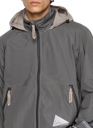 Detail View - Click To Enlarge - AND WANDER - Reflective Ripstop Panelled Hooded Jacket