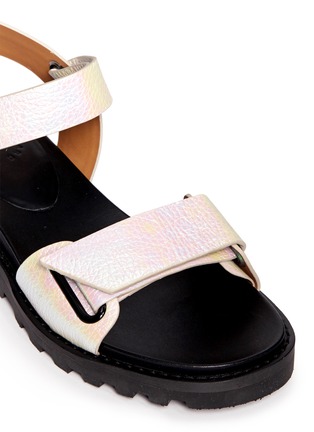 Detail View - Click To Enlarge - MARC BY MARC JACOBS SHOES -  strap iridescent leather sandals