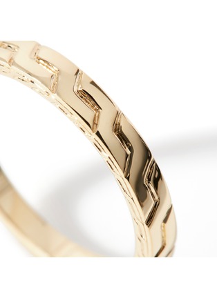 Detail View - Click To Enlarge - JOHN HARDY - Carved Chain 14K Gold Band Ring — Size 7