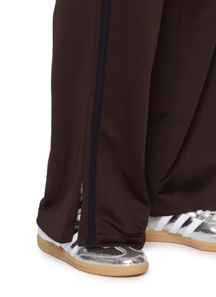  - BEYOND YOGA - That Tracks Side Stripe Wide Leg Pants