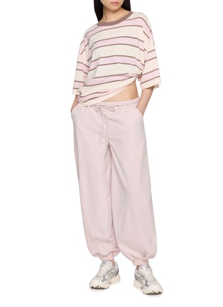 Figure View - Click To Enlarge - FP MOVEMENT - Tackle Printed Stripe T-Shirt