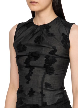  - ASSIGNMENTS - Floral Jacquard Top