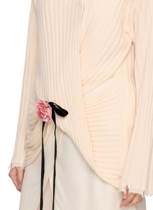  - ASSIGNMENTS - Flower Twist Frayed Edge Knit Cardigan