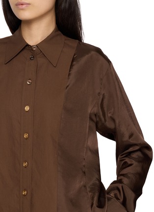  - EENK - Curved Hemline Tailored Shirt