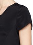 Detail View - Click To Enlarge - THEORY - 'Teagan' V-neck dress