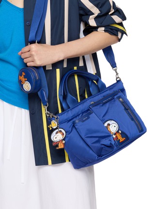 Figure View - Click To Enlarge - ANYA HINDMARCH - X Peanuts Snoopy & Woodstock Leather Key Charm