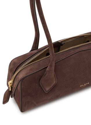 Detail View - Click To Enlarge - ALAÏA - Small Le Teckel Grained Leather Bag