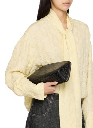 Figure View - Click To Enlarge - ALAÏA - Delta Vienne Leather Clutch