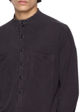  - THE VIRIDI-ANNE - Henley Silk Pocket T-shirt