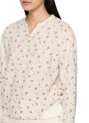  - YOUNG N SANG - Floral Split-Neck Knit Top