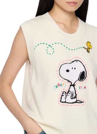  - CHINTI & PARKER - X Peanuts Snoopy Intarsia Hand Embroidered Knit Tank