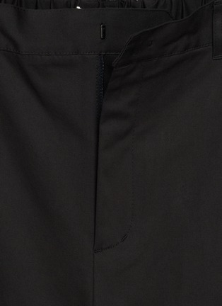  - AMOMENTO - Pleated Curved Leg Pants